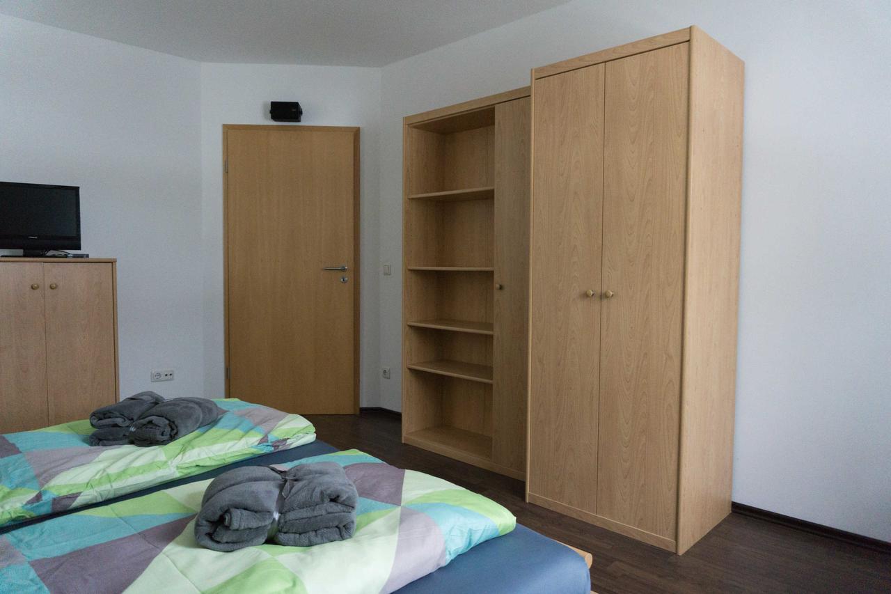Ferienwohnung Weiher - Naehe Nuernberg / Messe Schwanstetten Exterior foto