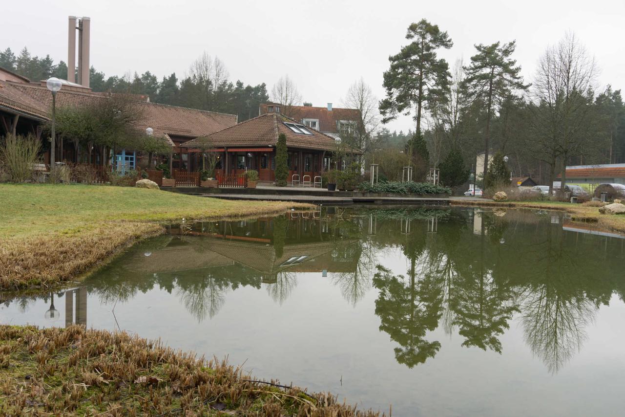 Ferienwohnung Weiher - Naehe Nuernberg / Messe Schwanstetten Exterior foto