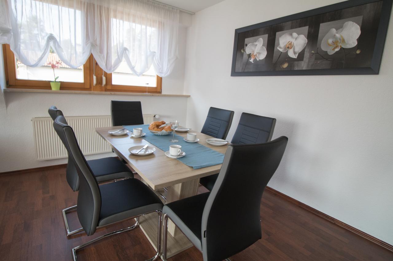 Ferienwohnung Weiher - Naehe Nuernberg / Messe Schwanstetten Exterior foto